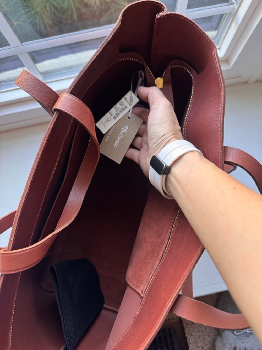 Madewell Leather Tote in Rich Brown - Picture 3 of 9